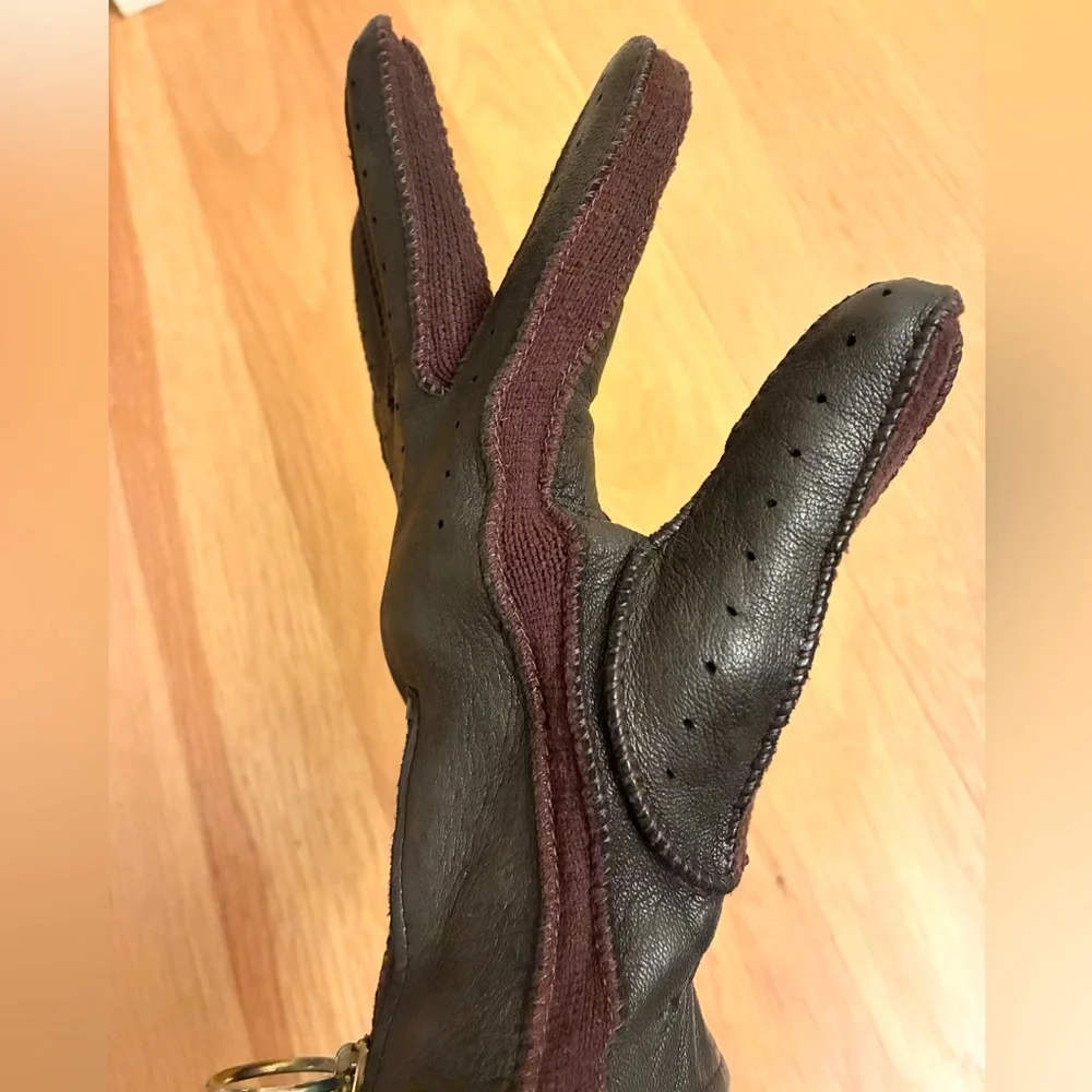 Women’s Leather Gloves with Top Accent Zip Detail Brown Size S